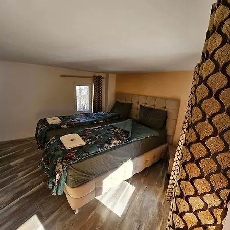 Appartement Center 6 *