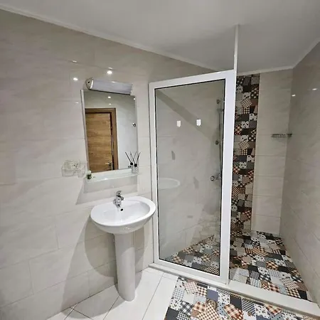 Lägenhet Center 6 *